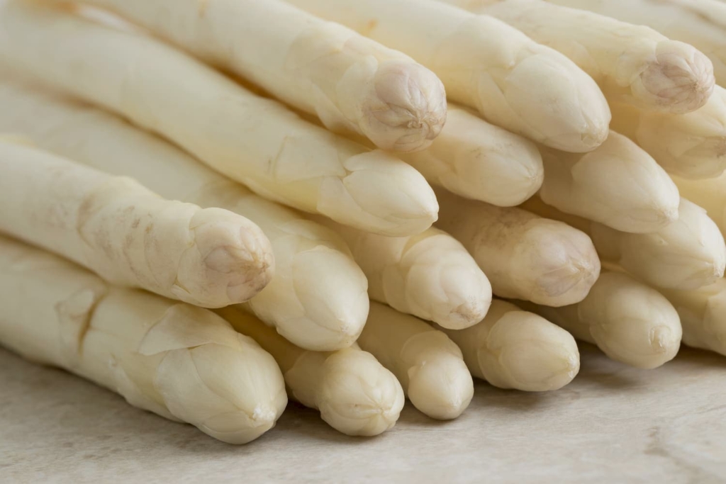 Echter saarländischer Spargel aus eigenem Anbau